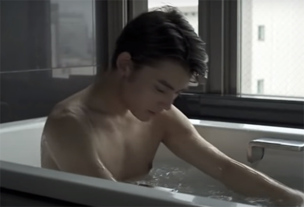 画像 藤原大祐のお風呂シーン 肩の筋肉や二の腕が男らしいと話題 オモシロゴト