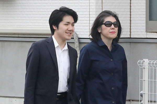 小室圭　家族構成
