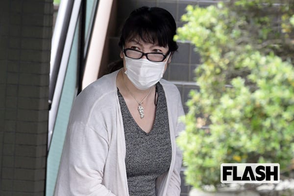 小室圭　母親　元婚約者